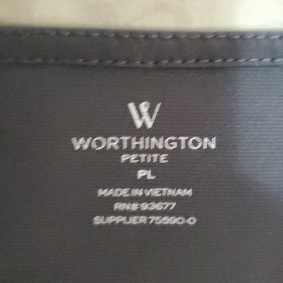 3 for $25 Worthington Women's Blouse Petite Large - Picture 4 of 4